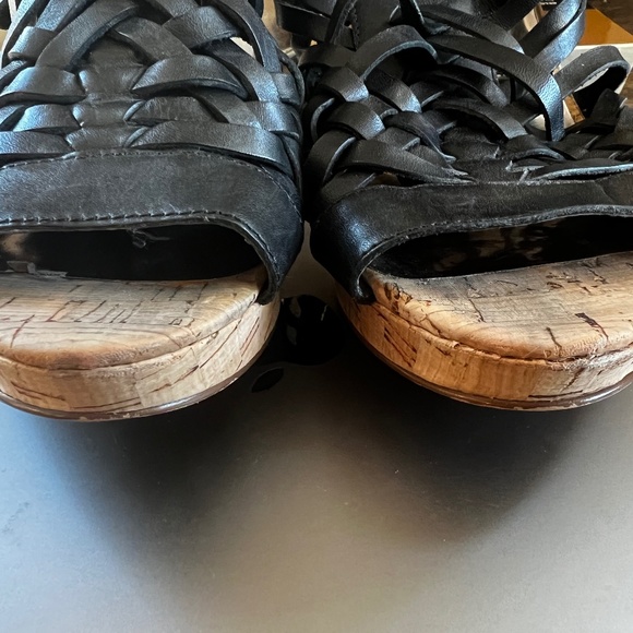 Cork & Black Leather Platform Sandals Strappy Heels Unity by Carlos Santana 9.5 - Picture 13 of 14